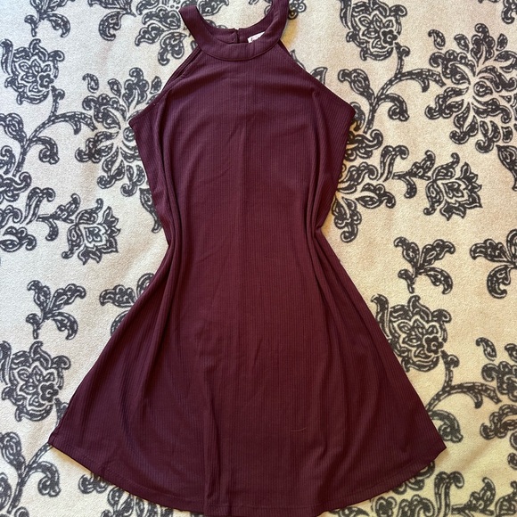 Elegant Burgundy Halter Dress - Picture 1 of 3